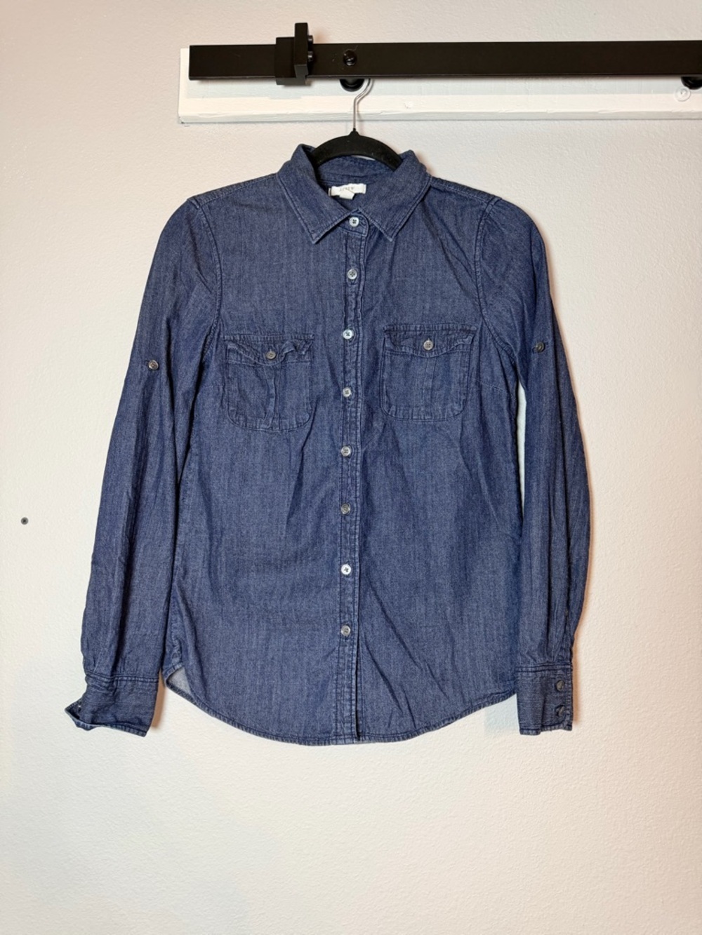 J. Crew Womens Chambray Button Up Shirt Size 2 Dark Blue Denim Roll Tab Cotton